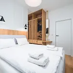 Woodside By Oneapartments סופוט