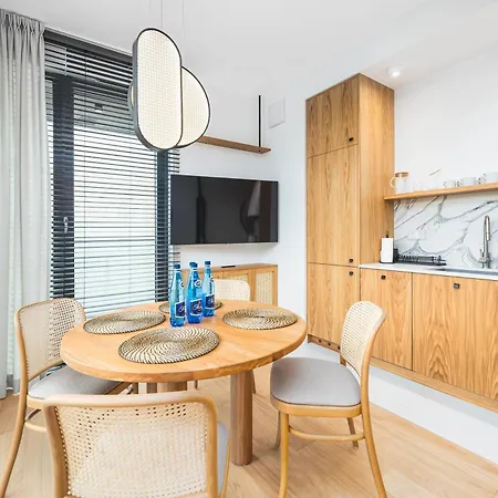 Апартаменты Woodside By Oneapartments *